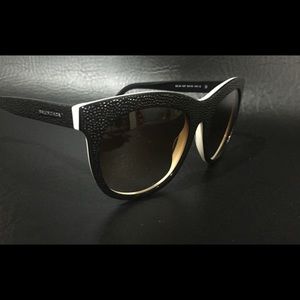 BALENCIAGA BA24 04F Black Cat Eye Sunglasses-NWOT!